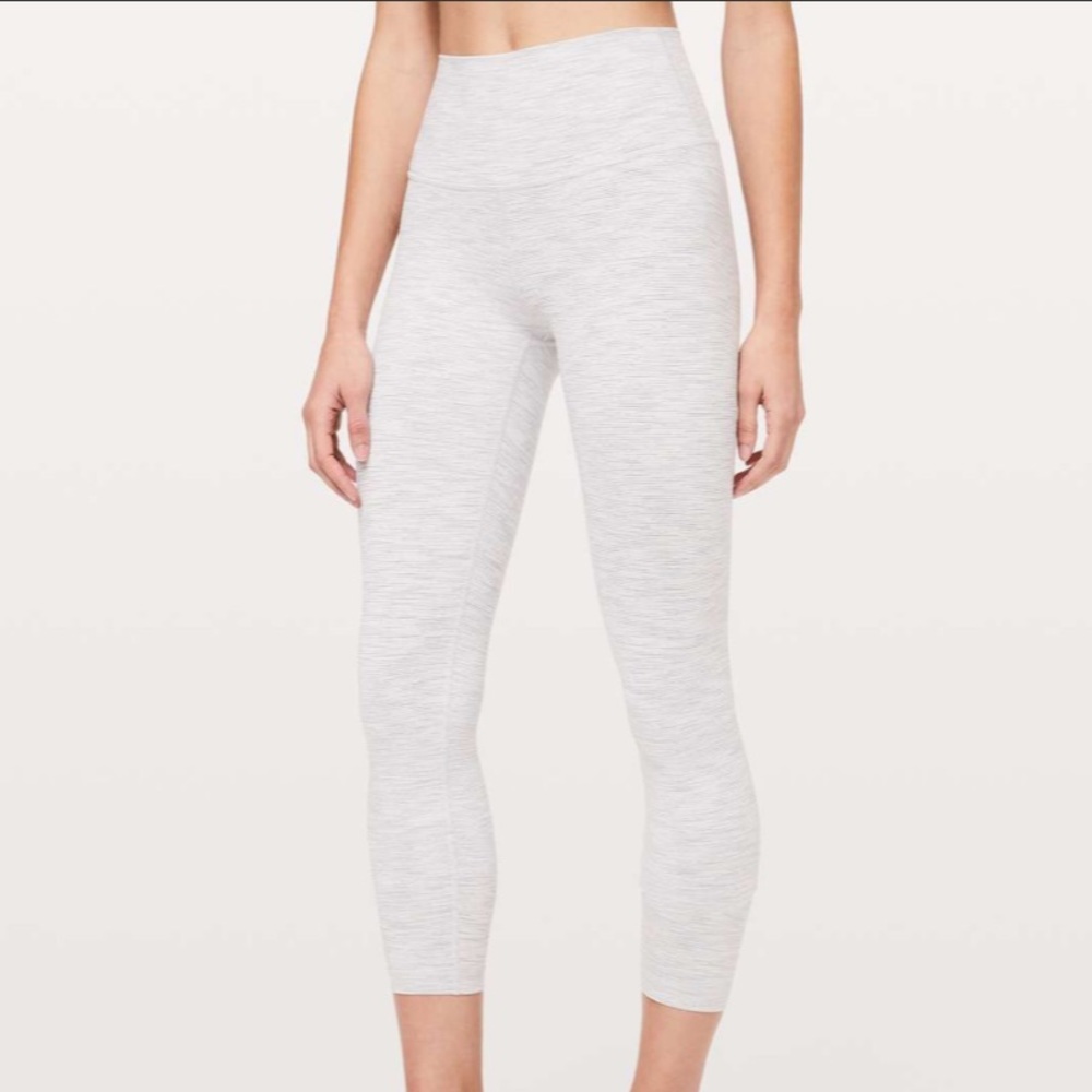 Lululemon Wunder Under Size 4 - Luxtreme - Wee Are From Space Nimbus Battleship